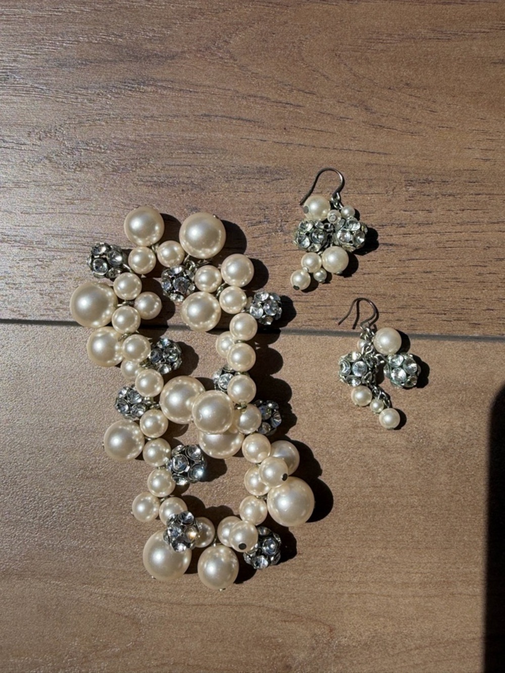 RMN Vintage Faux Pearls & Rhinestone Beaded Stretchy Braclett & Earring Set